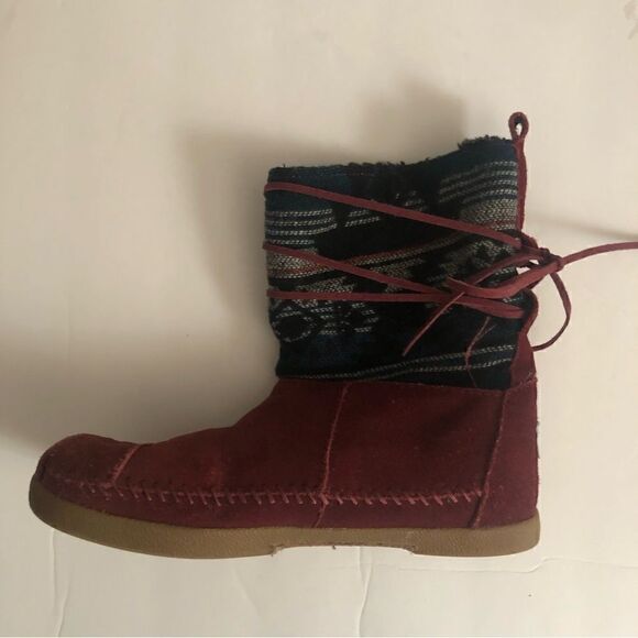 Toms Aztec style leather moccasin lace up boots size 6 - Picture 4 of 9